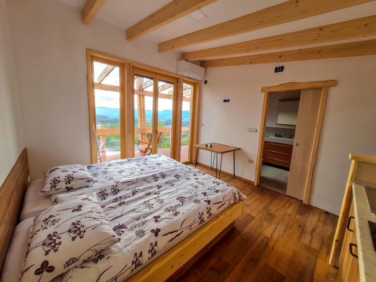 דירות Dobravlje Panorama Glamping Vipavska Dolina מראה חיצוני תמונה