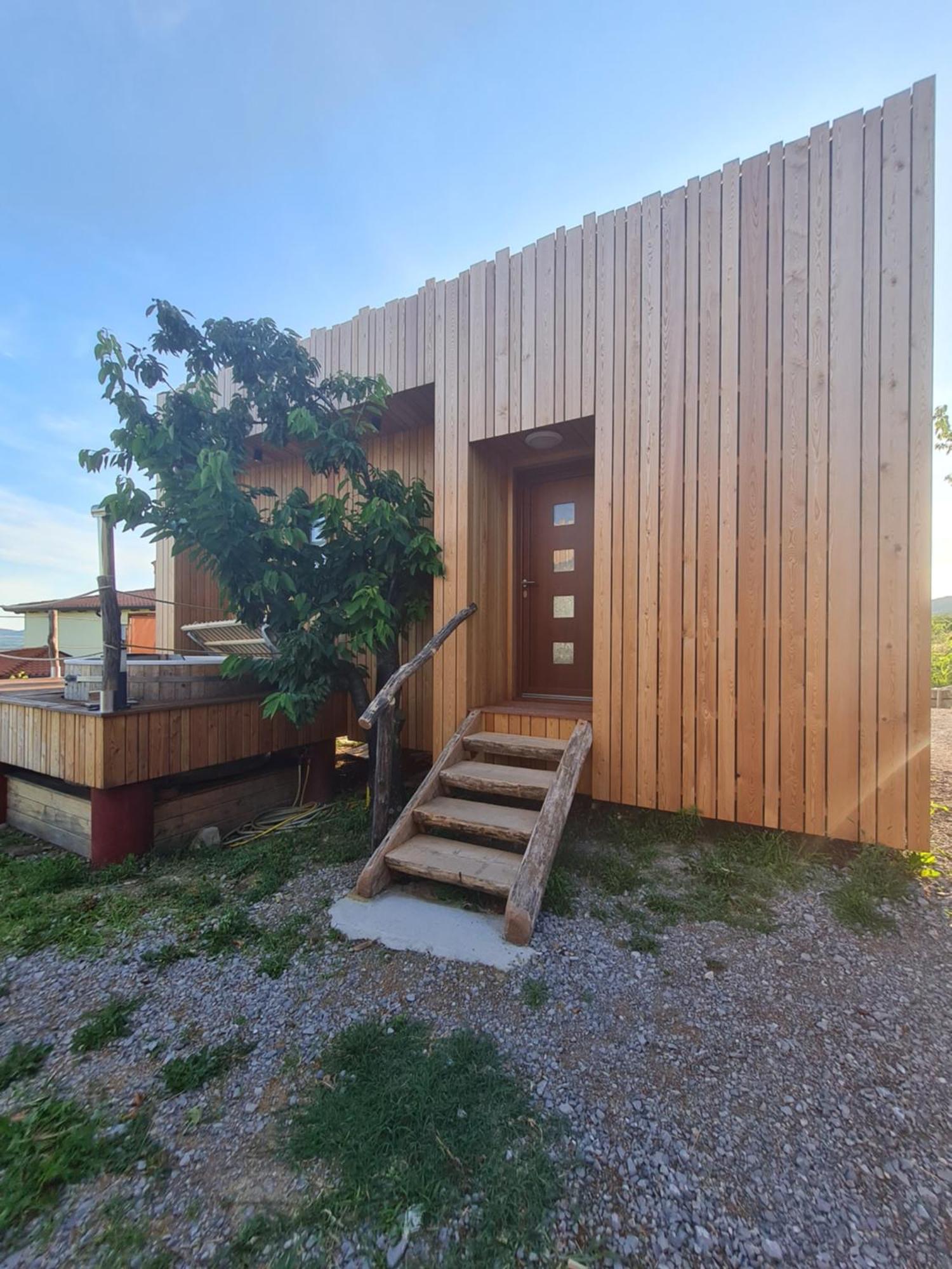 דירות Dobravlje Panorama Glamping Vipavska Dolina מראה חיצוני תמונה